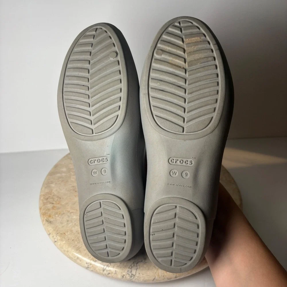 Crocs Sienna Flat W9 Gray Cut Out Slip On Comfort Shoes